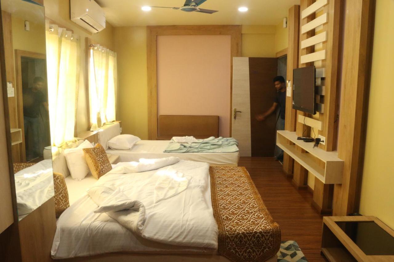 Hotel Himalaya Agartala Exterior foto